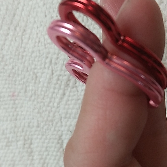 Disney Mickey & Minnie Mouse Keychains in Pink & Red 1.5 x 1 2/8 inches - Picture 6 of 8